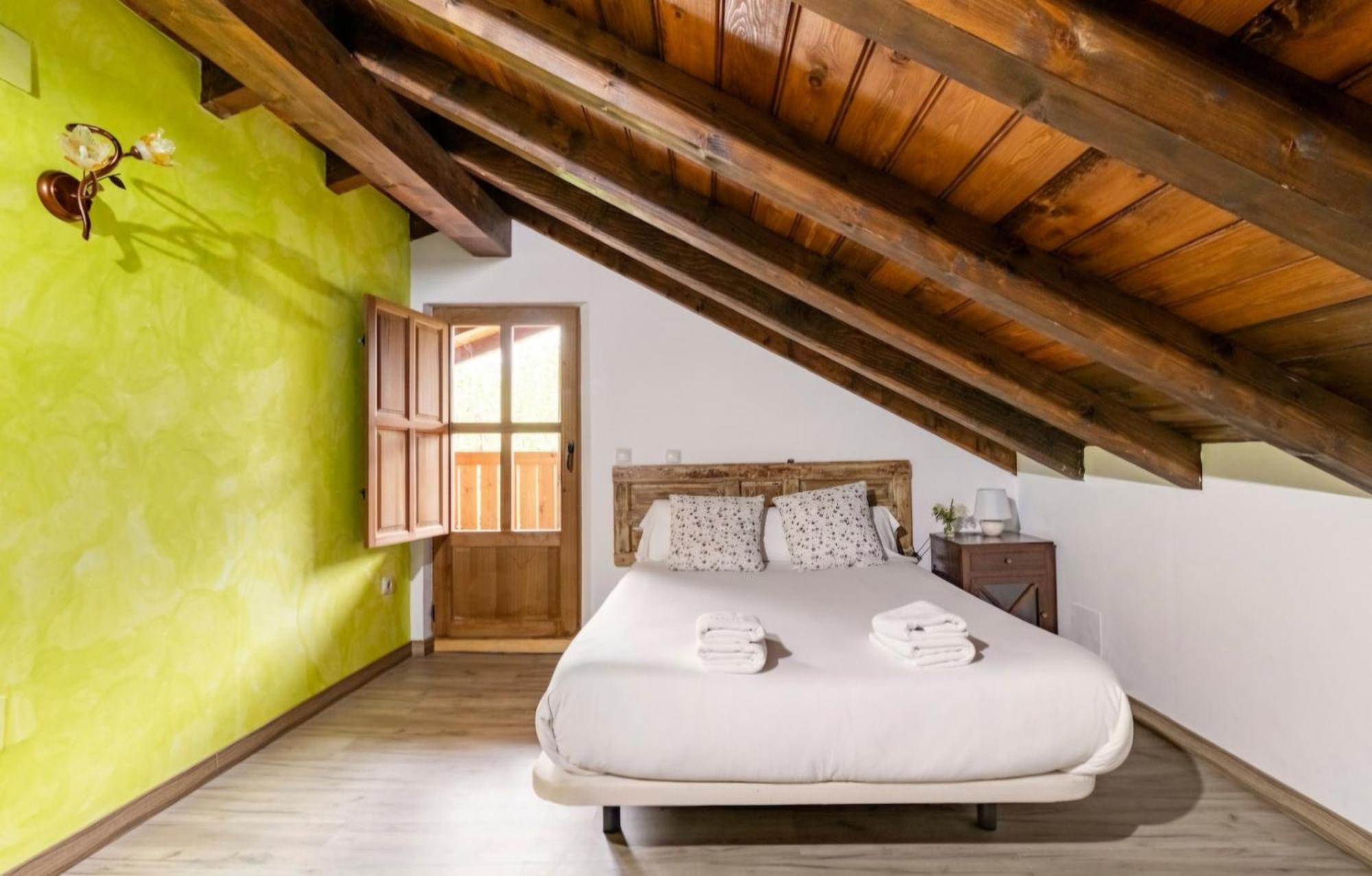 Casa De Pueblo Las Golondrinas De Luena San Miguel de Luena 외부 사진