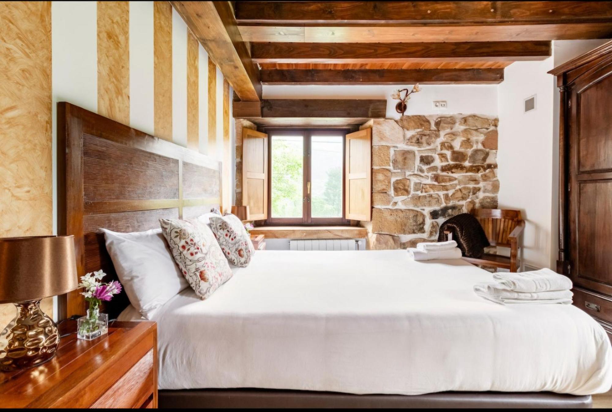 Casa De Pueblo Las Golondrinas De Luena San Miguel de Luena 외부 사진