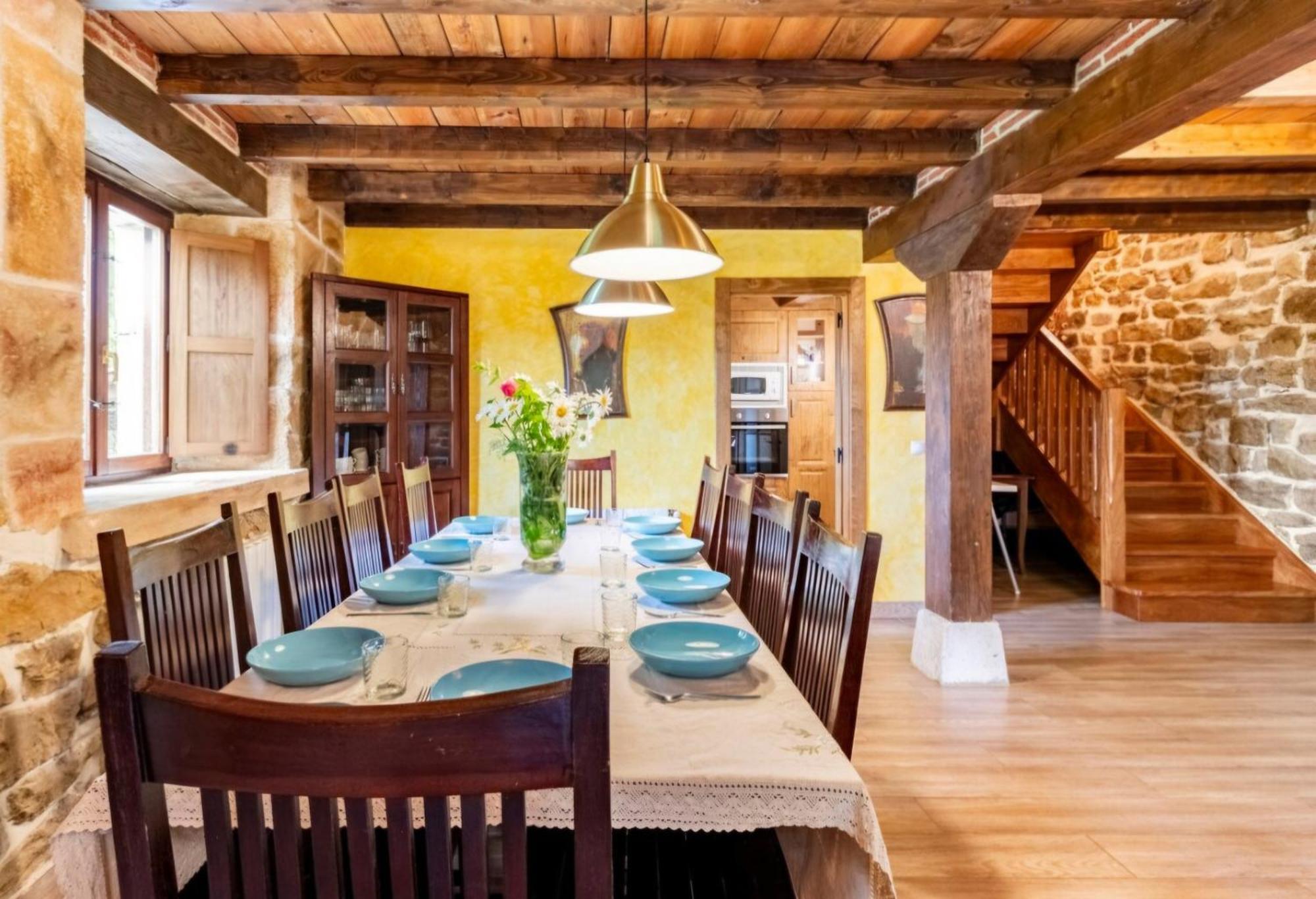 Casa De Pueblo Las Golondrinas De Luena San Miguel de Luena 외부 사진