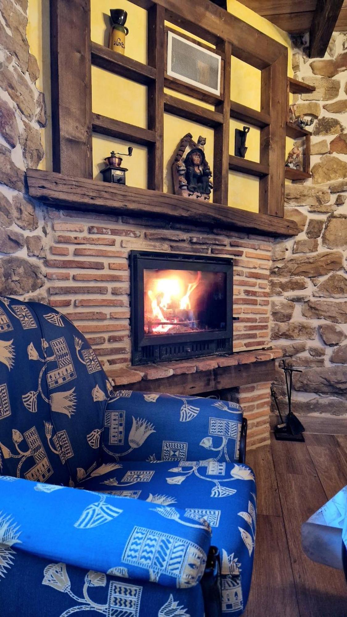 Casa De Pueblo Las Golondrinas De Luena San Miguel de Luena 외부 사진