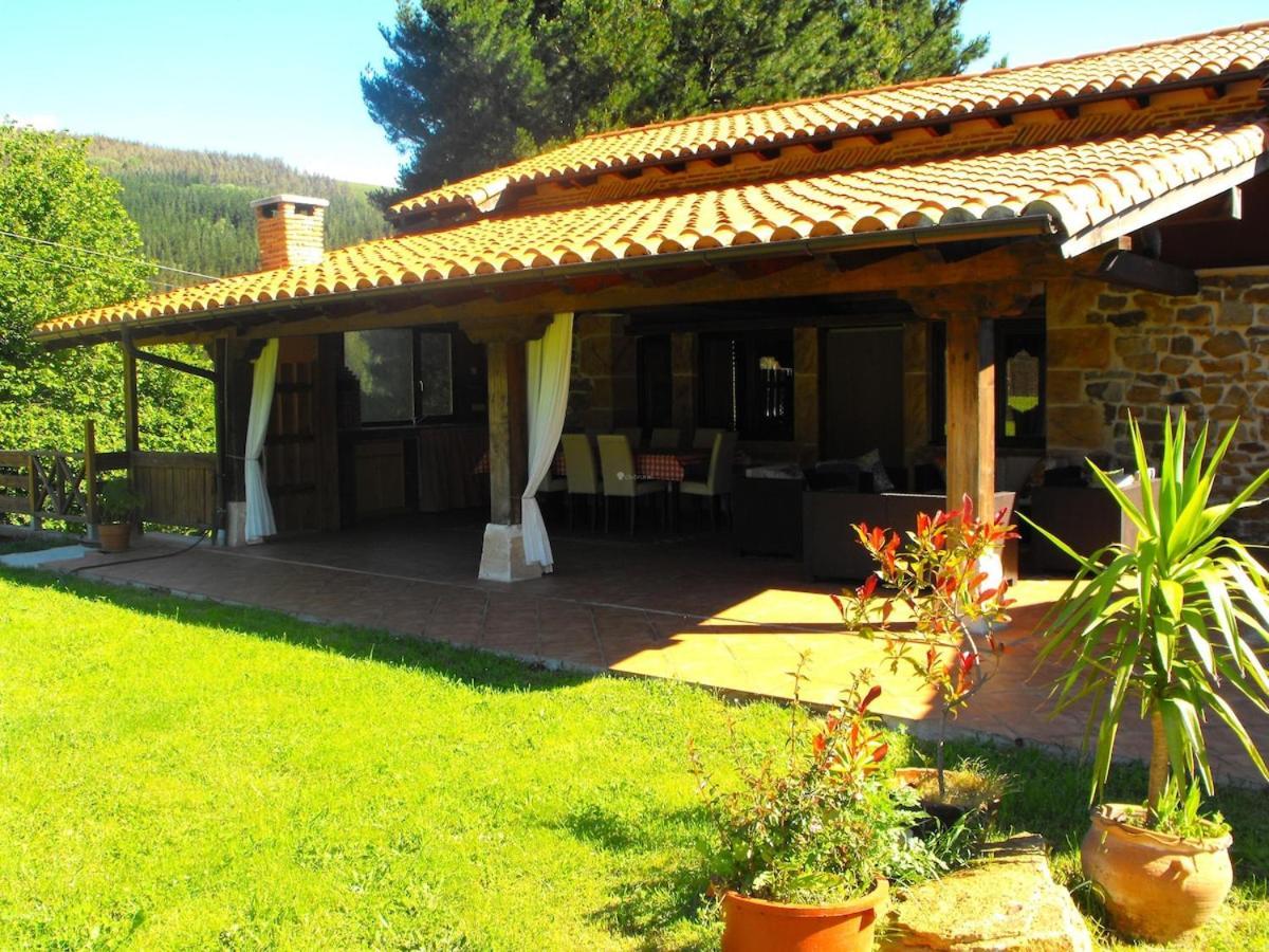 Casa De Pueblo Las Golondrinas De Luena San Miguel de Luena 외부 사진