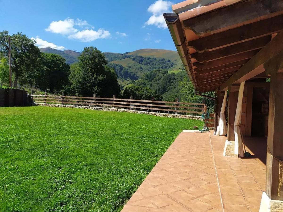 Casa De Pueblo Las Golondrinas De Luena San Miguel de Luena 외부 사진